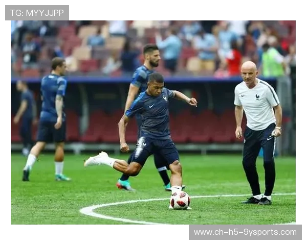 姆巴佩绝妙榫接后直线推进，法国锋线效率极高