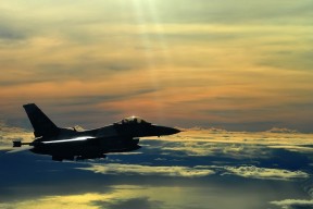 九游app下载中心-球员状态恢复周期是否正成为比赛密度下的新课题，恢复球迷入场