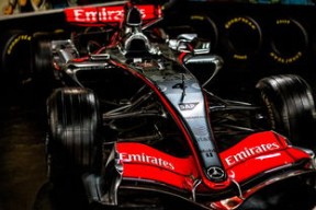 九游下载安装-F1上海大奖赛汉密尔顿再度称雄，f1上海大奖赛时间