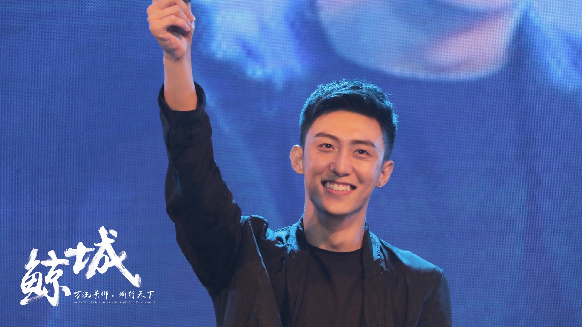 “举重赛场:高新体育中心选手背负全球期待,力争最高荣耀”