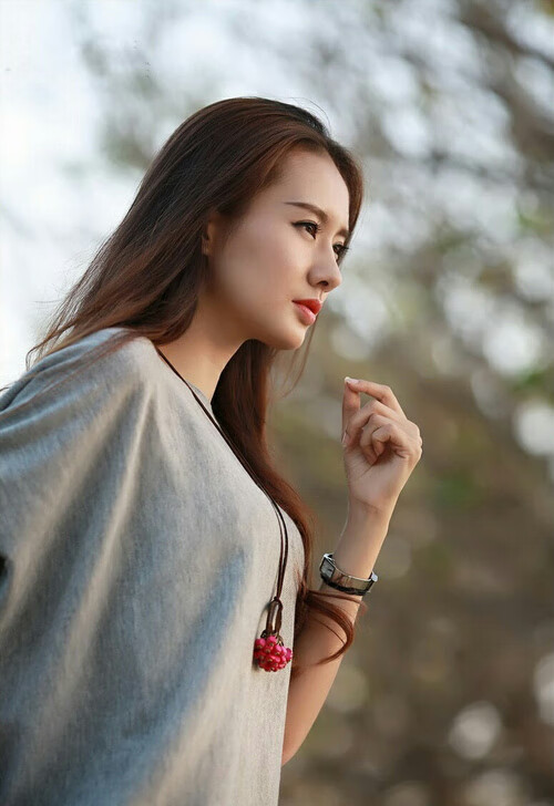 张伟丽拳击组合技压制对手,张伟丽的拳击